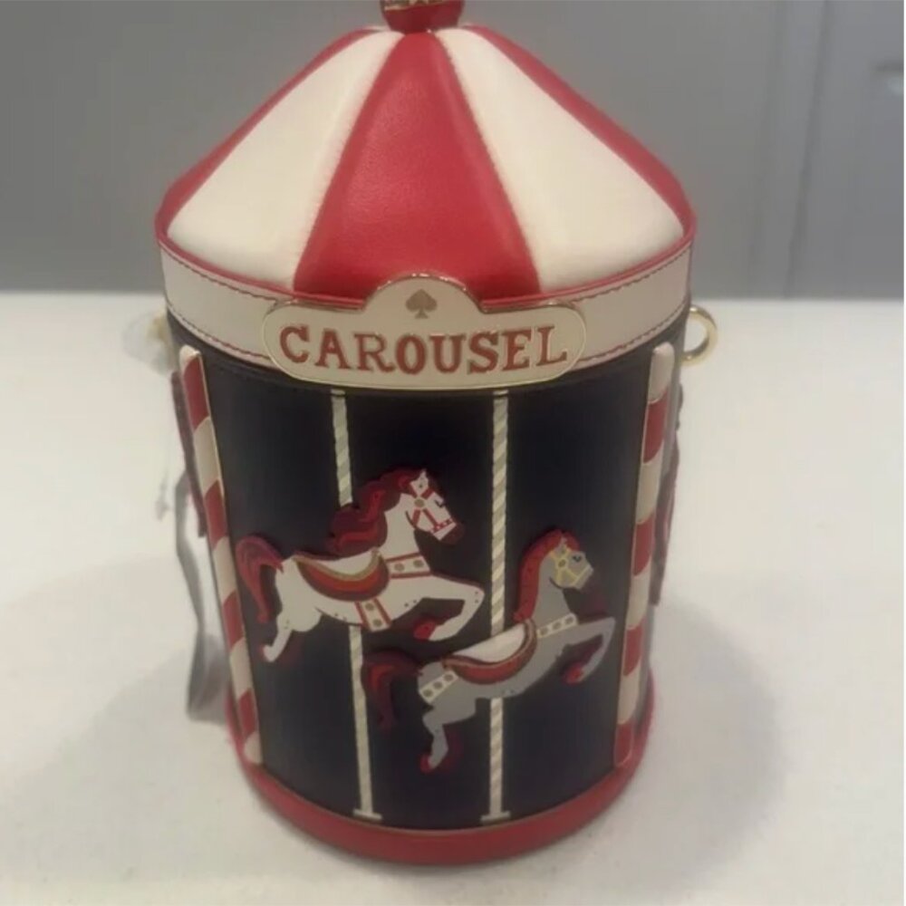 kate spade Winter Wonders 3D Carousel Crossbody purse bag nwt - Picture 7 of 10